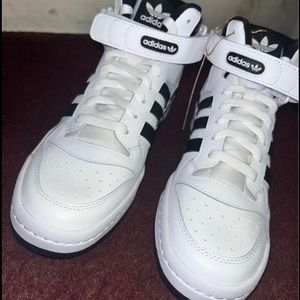 Adidas forum mid sneakers